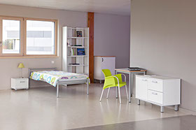 mobilier chambre enfant ou étudiant, lit, armoire, fauteuil, bureau, table de nuit, étagères, table de travail...
