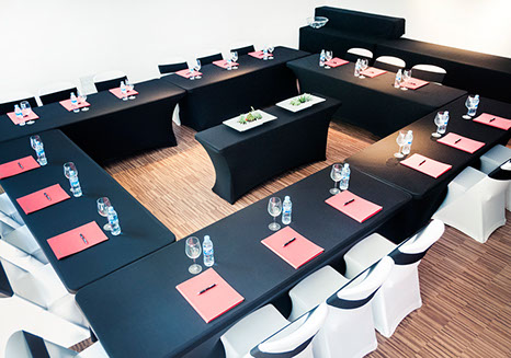 réalisation d'une table de banquet de riguet Bureautique